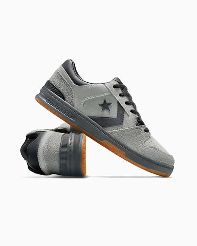 CL98 Suede Classic Grey/Dark Matter, Detail Angle View