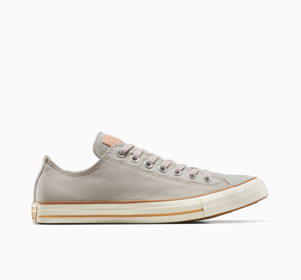 Low Top Chuck Taylor All Star Lux Leather Leather Chuck Taylor All
