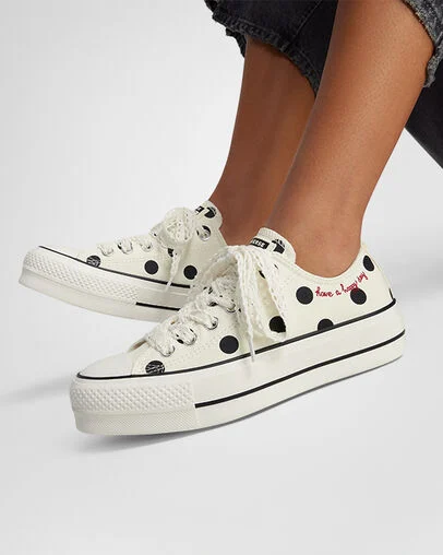 Chuck Taylor All Star Lift Platform Polka Dots Egret/Black/Days Ahead, Reflective View