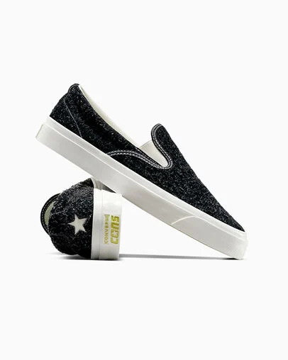 Converse x GOLF WANG One Star CC Slip Pro Black Beauty/Volcanic Glass, Detail Angle View