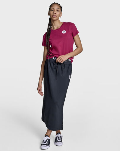 Retro Chuck Taylor All Star Patch T-Shirt Sporty Berry, Full Body View