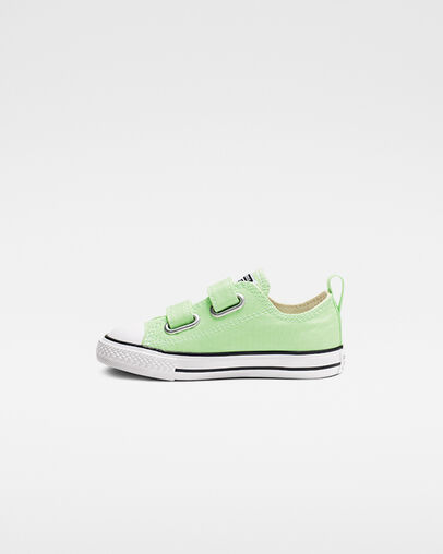 Seasonal Color Easy-On Chuck Taylor All Star Lt. Aphid Green