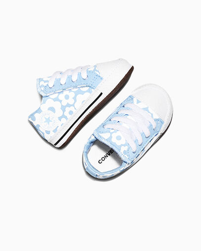 Chuck Taylor All Star Cribster Clear Skies/White/Black, Angled View