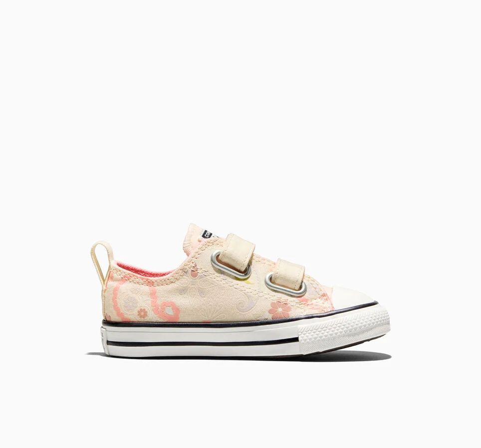 Chuck Taylor All Star Easy-On Paisley Pop Egret/Ok Bloomer/White