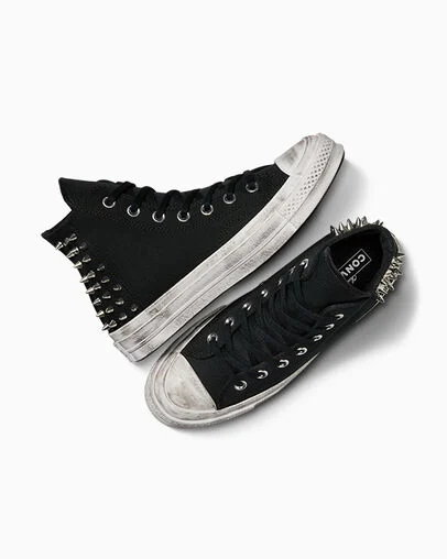 Chuck 70 Studded Black/White/Black, Angled View