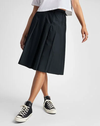 Pleated Crossover Midi Skirt Converse Black, Front View
