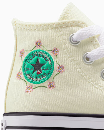 Chuck Taylor All Star Lily Pad Egret/White/Black, Detail Angle View