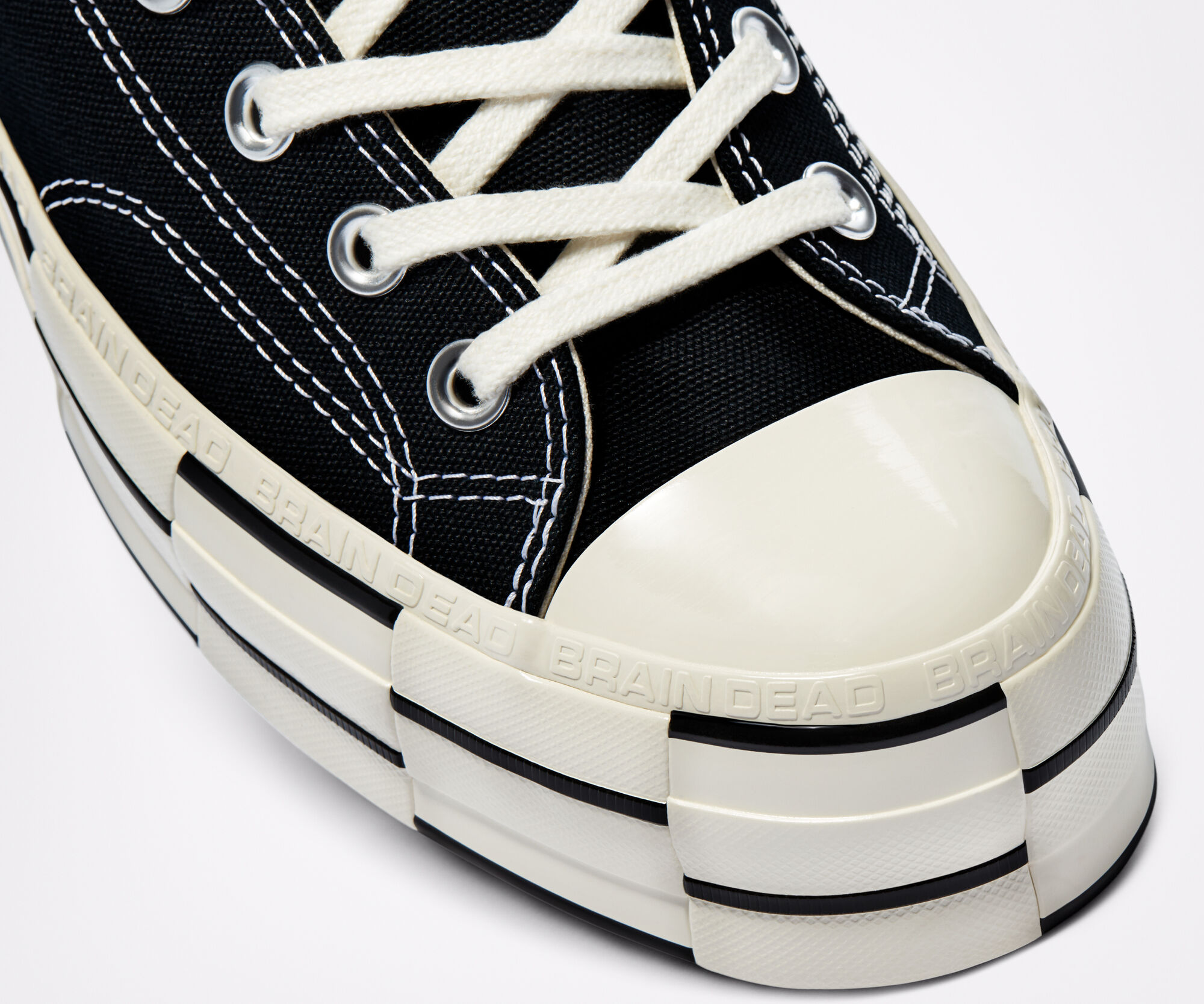 brain dead x converse