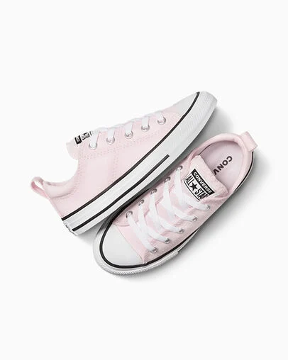 Chuck Taylor All Star Madison Sugar Berry/White/Black, Angled View