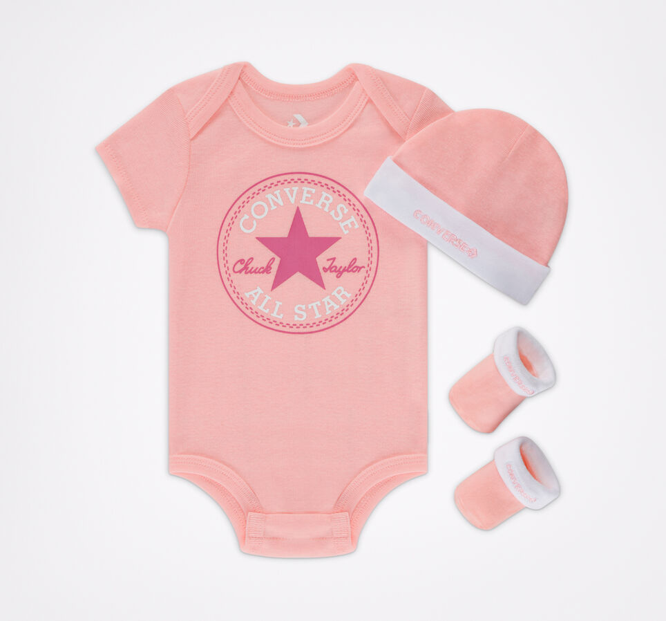 Chuck Taylor Patch Set Arctic Punch