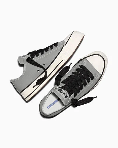 Chuck Taylor Throwback Classic Grey/Vintage White, Angled View