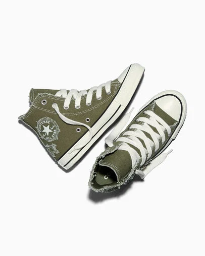 Chuck Taylor All Star Distressed Stars Utility/Black/Egret, Angled View
