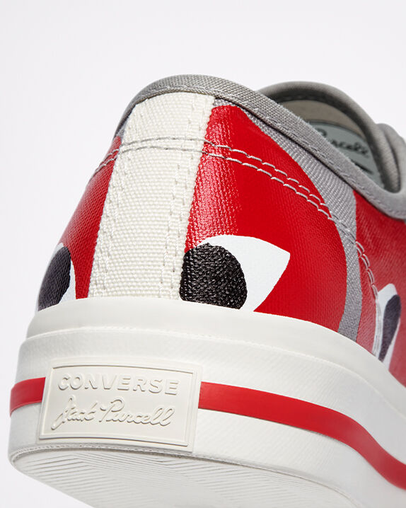 comme des garcons converse size 4