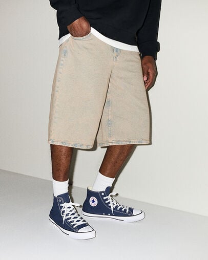 Chuck Taylor All Star Canvas Navy, On Foot Shot 1