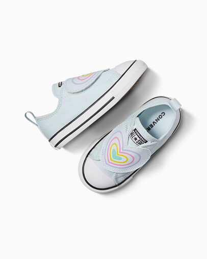 Chuck Taylor All Star Heart Strap Easy-On Winter Slay Blue /White/Black, Angled View