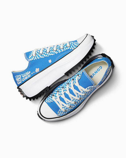 Run Star Hike Platform Good Vibes Blue Slushy/Donut Glaze/Egret, Angled View