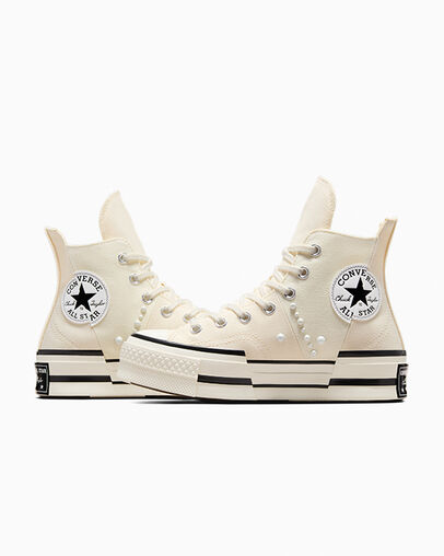 Chuck 70 Plus Y2K Gems Egret/Black/Egret, Detail Angle View