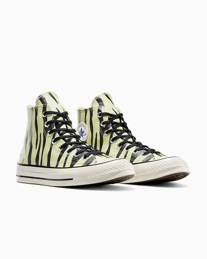 Glow-In-The-Dark Zebra Print Light Dune/Black/Egret, Top and Side View