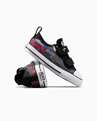 Chuck Taylor All Star Trains Easy On Black/Red/White, Detail Angle View