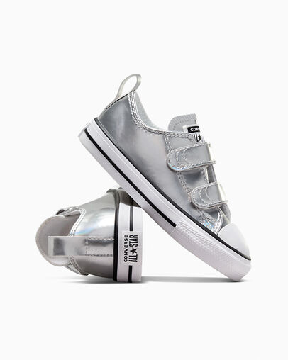 Chuck Taylor All Star Metallic Silver/White/Silver, Detail Angle View
