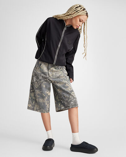 Chuck Taylor All Star Elements Mule Black/Black/Black, On Foot Shot 1