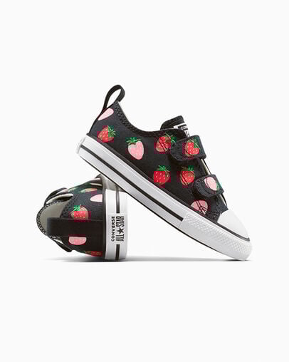Chuck Taylor All Star Strawberries Easy-On Black/Soft Red/Watermelon Pink, Detail Angle View