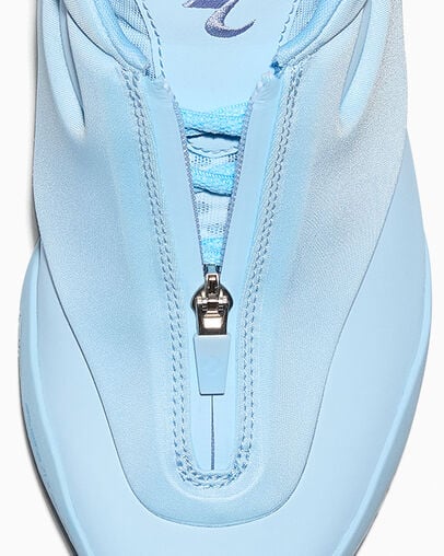 SHAI 001 Masi Blue, On Foot Shot 2