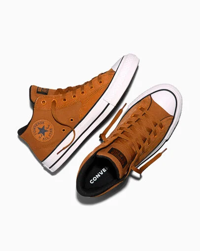 Chuck Taylor All Star Malden Street Rusted Bolt/Black/White, Angled View
