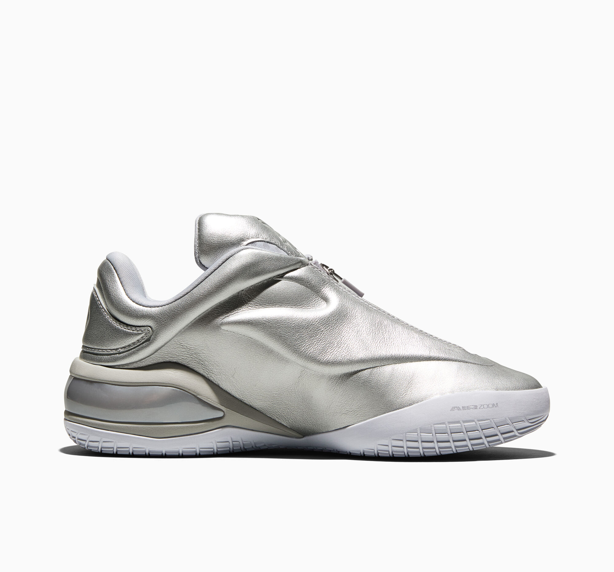 SHAI001 コンバース　26cm SHAI 001 Premium Basketball Low Top Shoe. Converse.com