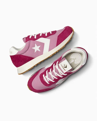 Converse Omega Trainer Cliffside Rose/Sporty Berry, Angled View