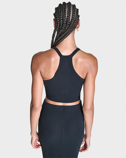 Box Star Cropped Tank Converse Black, Full Body View