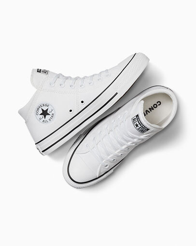 Chuck Taylor All Star Madison White/Black/White, Angled View