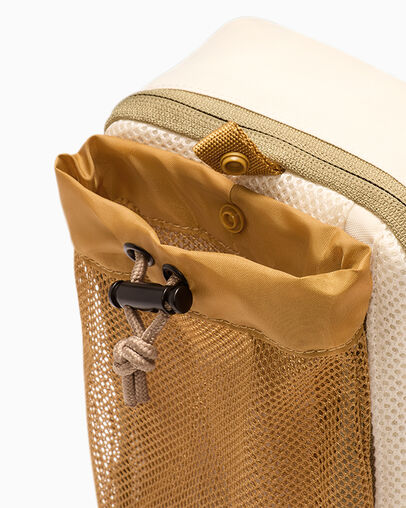 Convertible Crossbody Bag Converse Egret, On Model View