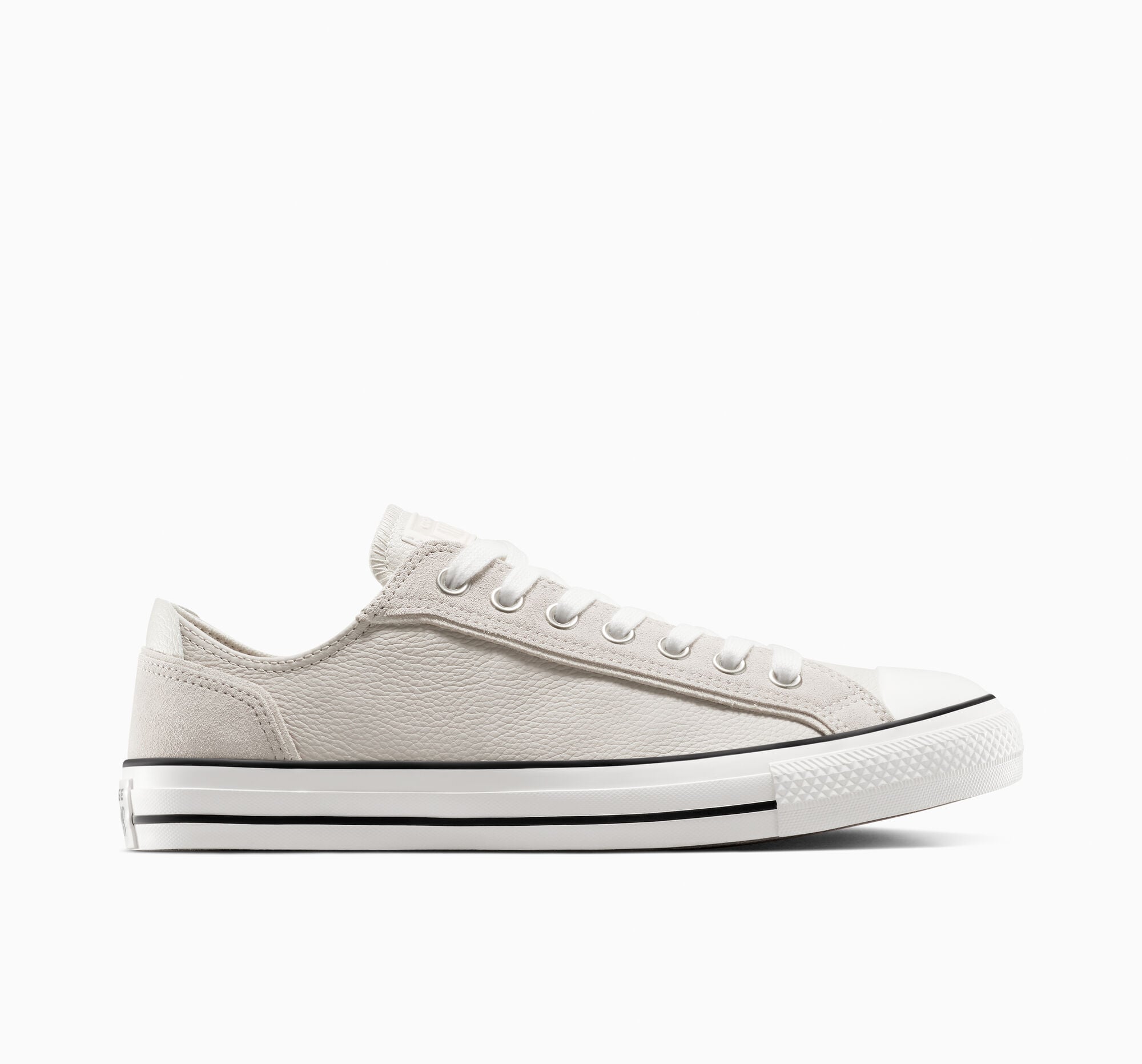 Chuck Taylor All Star Leather & Suede (Wide Width) Unisex Low Top