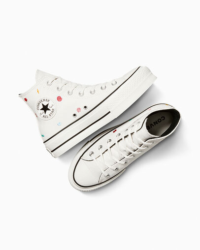 Chuck Taylor All Star Lift Platform Embroidered Doodles Vintage White/Vintage White, Angled View