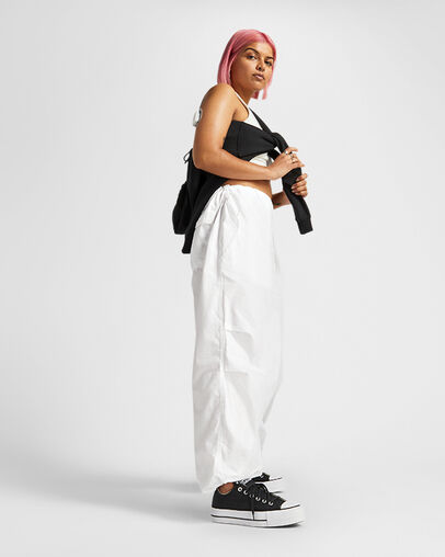 Chuck Taylor All Star Lift Platform Canvas Black/White, On Foot Shot 1