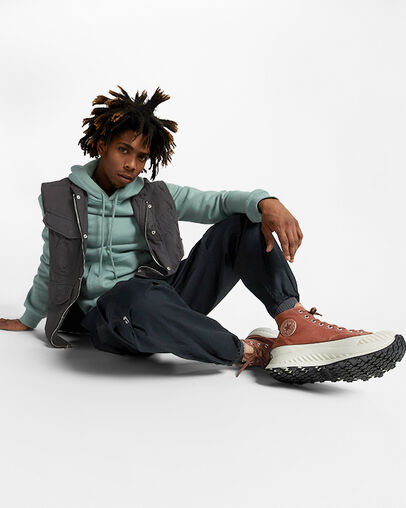 Chuck 70 AT-CX Deep Tone Ritual Red/Clay Pot/Red Oak, On Foot Shot 2