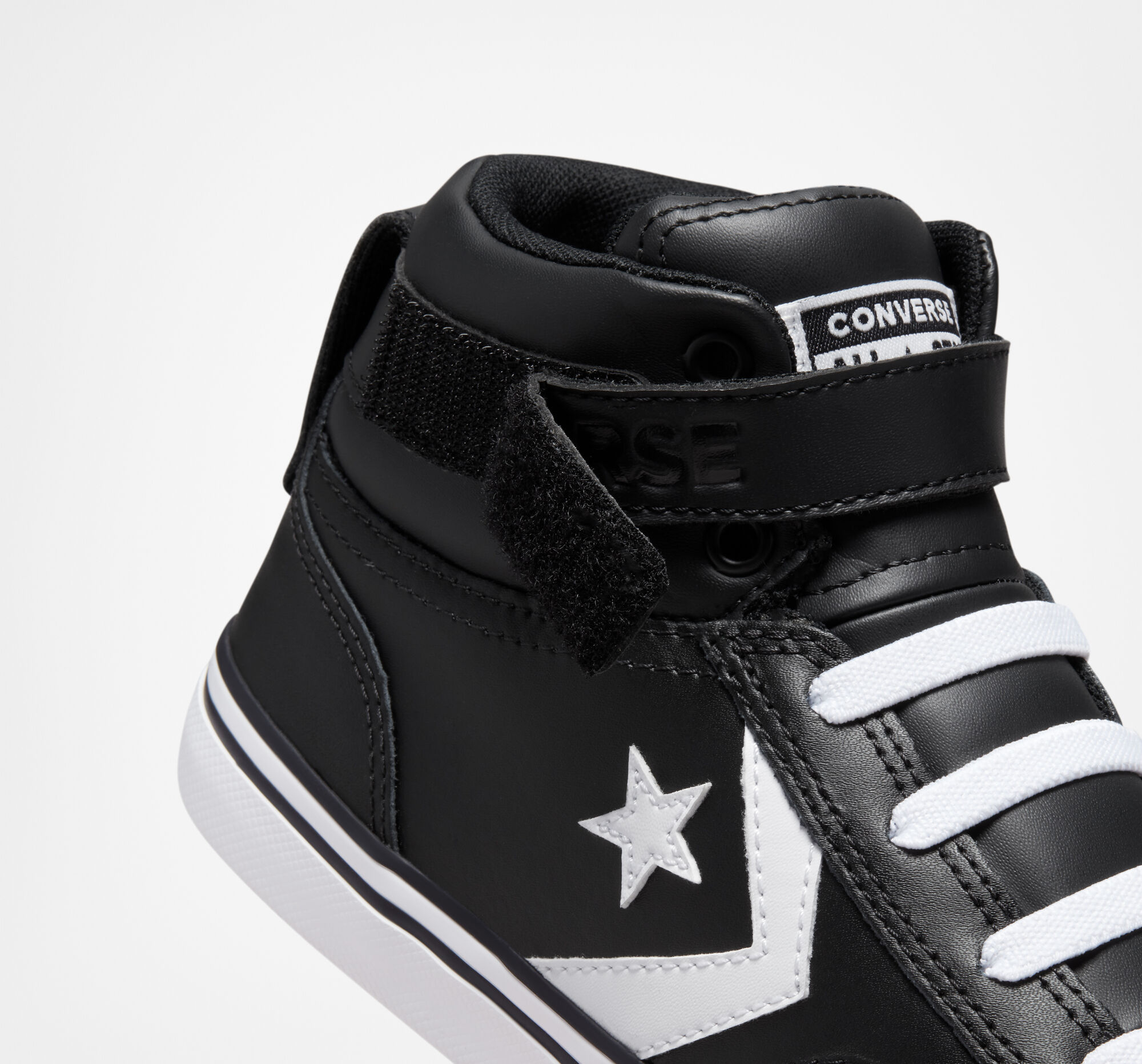 Pro Blaze Strap Leather Big Kids High Top Shoe.