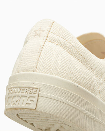 One Star Pro Herringbone Soft Dune/Egret, Detail Angle View