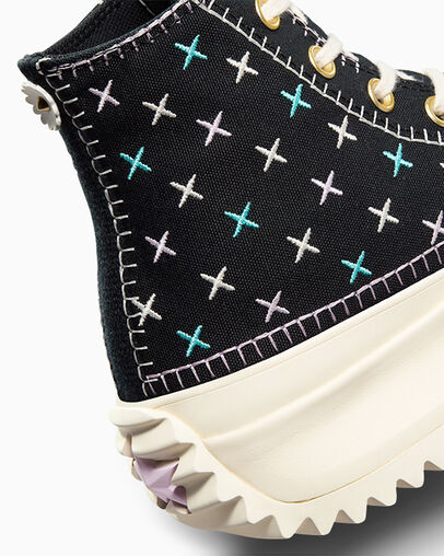 Run Star Hike Platform Crafted Stitching Black/Egret/Gold, Detail Angle View