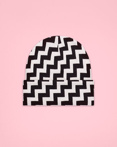 VLTG Beanie Hat Converse Black/White, 3/4 View