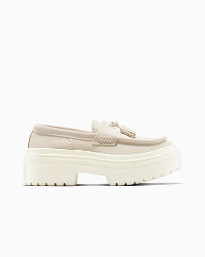 Chuck Taylor All Star Lugged Heel Loafer Platform Suede Light Dune/Egret/Light Dune, Outer Side View