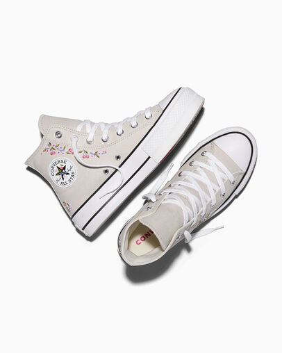 Chuck Taylor All Star Cherry Blossoms Light Grey/White/Black, Angled View