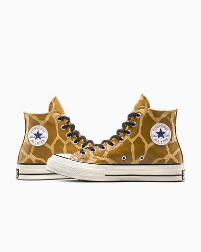 Chuck 70 Glow-In-The-Dark Giraffe Print Ginger Snap/Egret/Gopher Gold, Detail Angle View