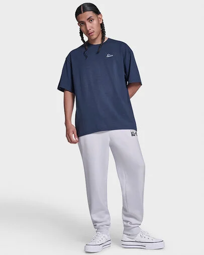 Relaxed Fit Chuck T-Shirt Converse Navy, Full Body View