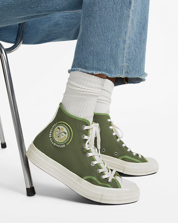 Chuck 70 Clubhouse