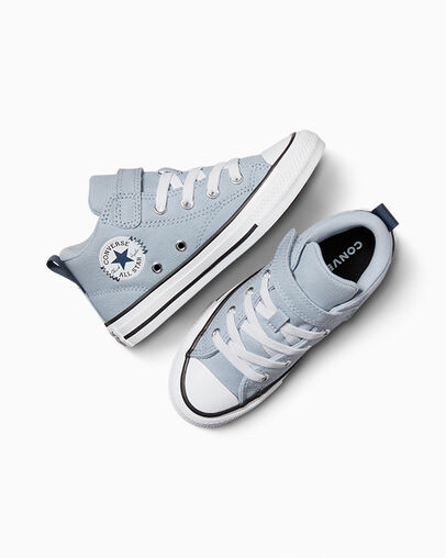 Chuck Taylor All Star Malden Street Easy On Rainy Daze Blue/Navy/White, Angled View