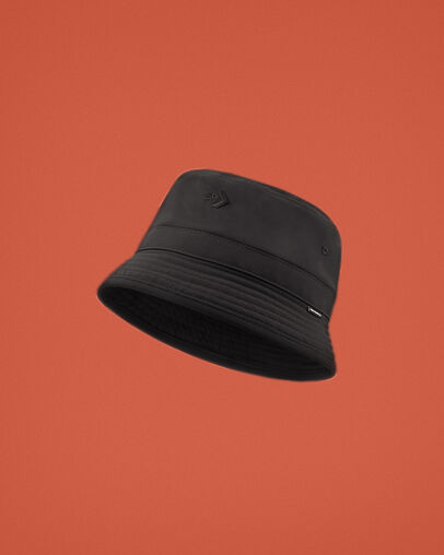 Star Chevron Bucket Converse Black, Front View