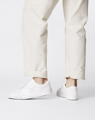 One Star Seasonal Color White/White/White