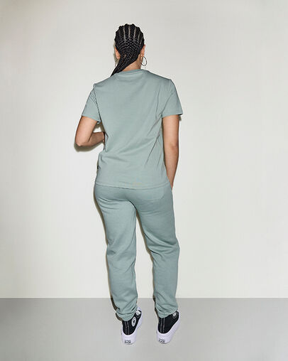 Retro Chuck Taylor Patch Joggers Thyme Again Green, Detail View